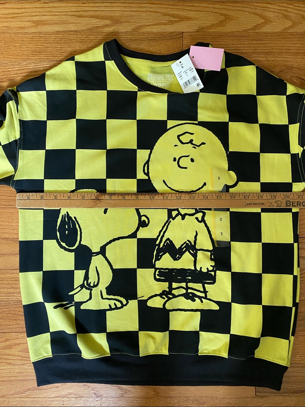 Charlie Brown & Snoopy Large Oversized Top - Picture 10 of 12